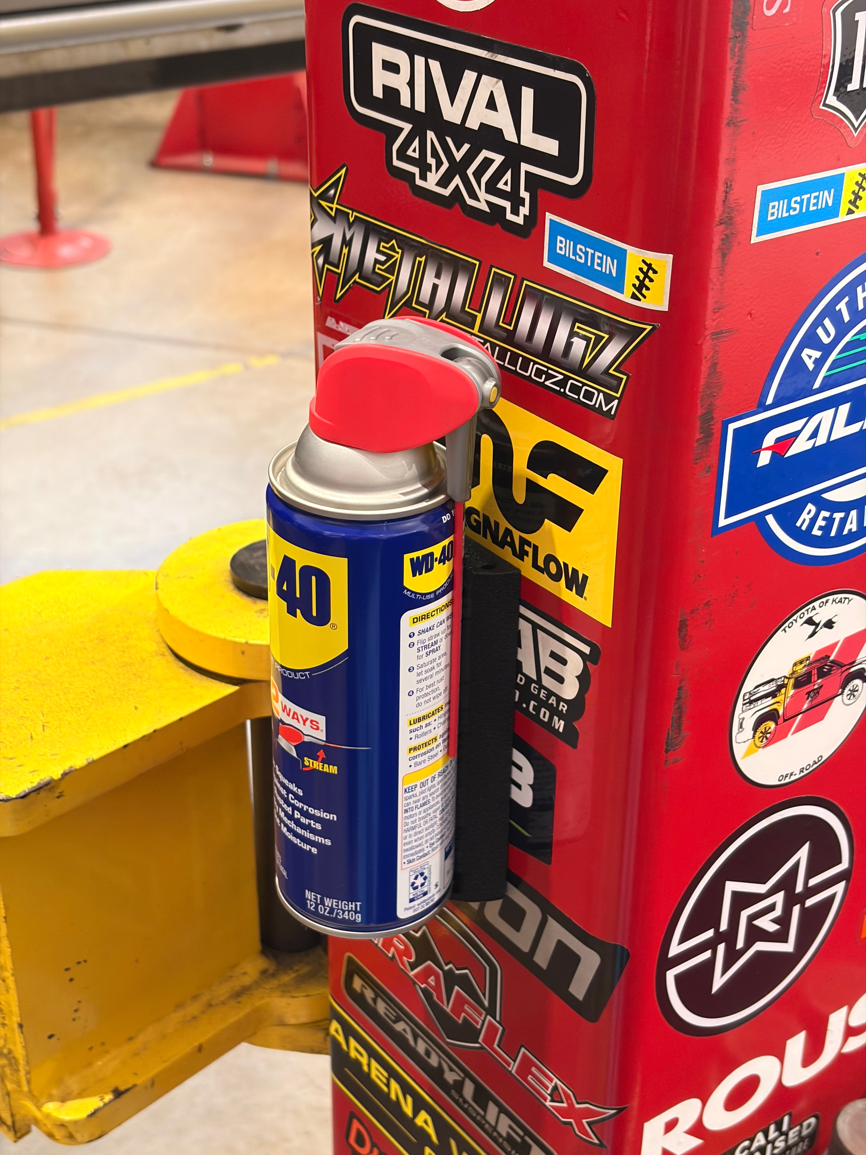 Mag-lock Can Holder
