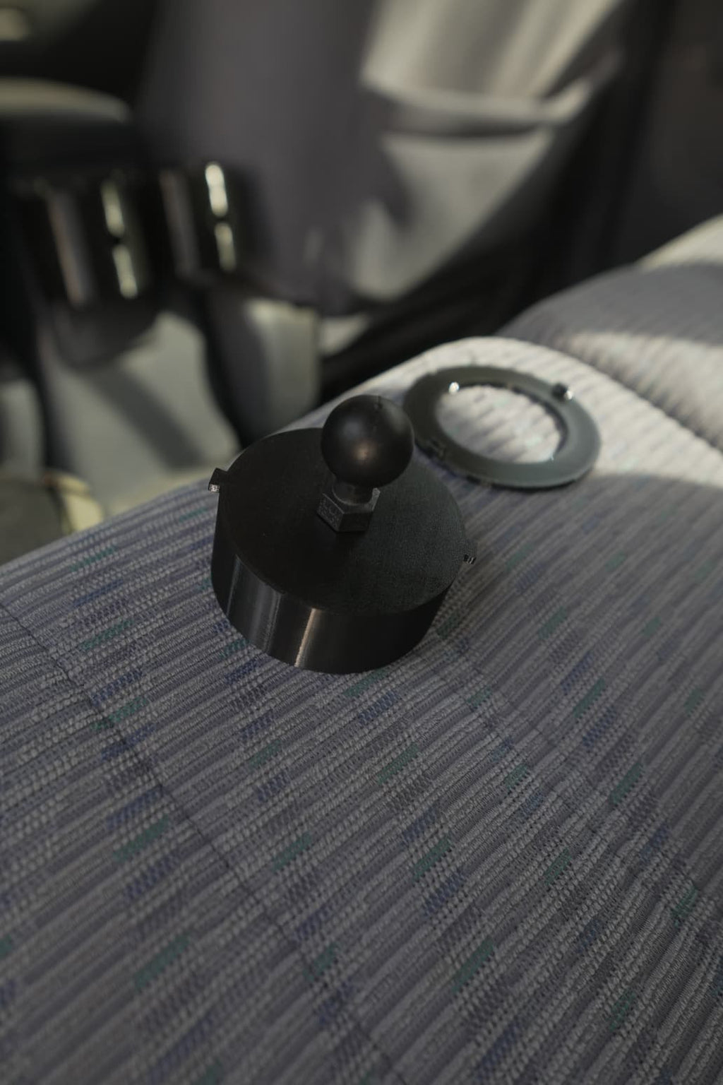 Rear Cupholder Upgrade (1996-2002)